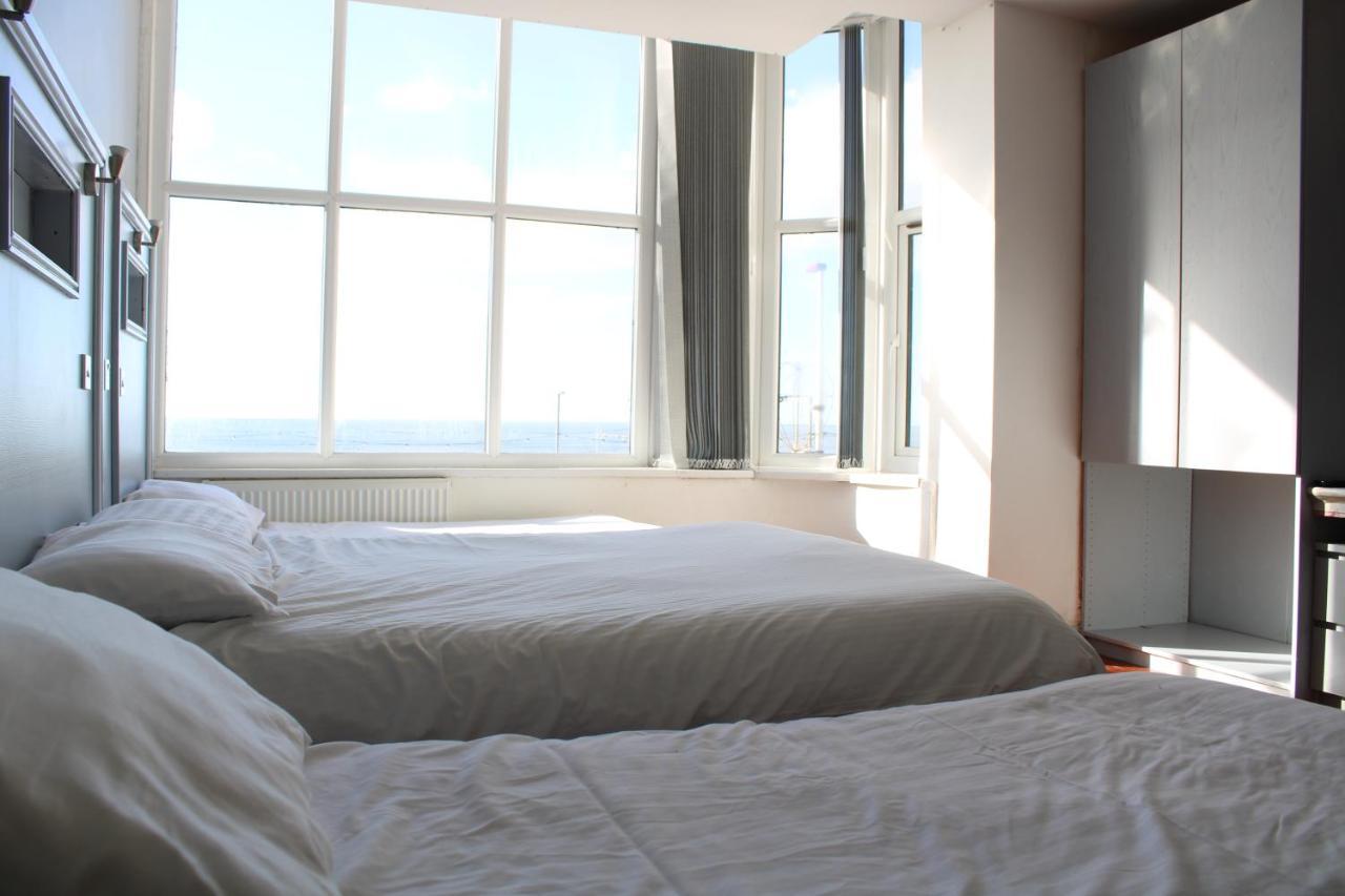 Skye Oceans Couette-café Blackpool